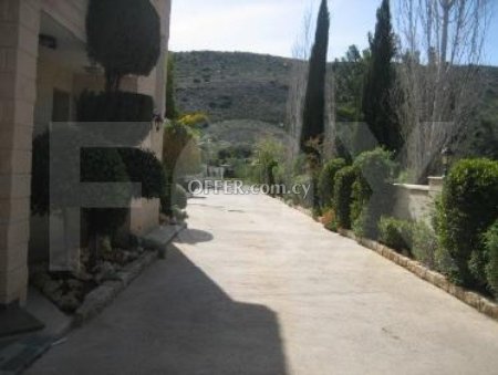 6 Bed House for sale in Agios Athanasios, Limassol - 7