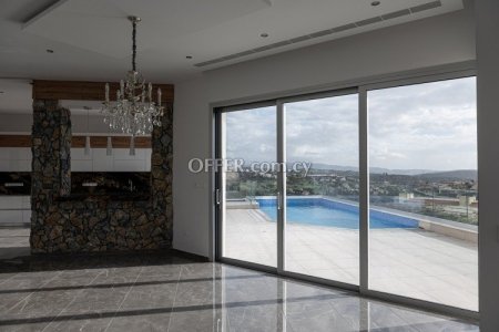 5 Bed Detached House for rent in Agios Tychon, Limassol - 7