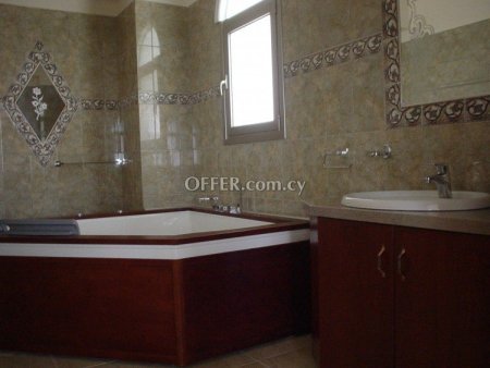 7 Bed House for rent in Kolossi, Limassol - 2