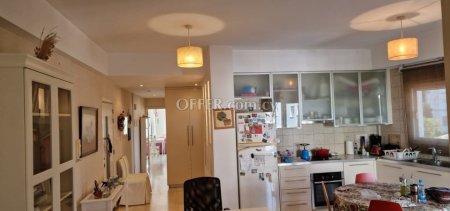 2 Bed Apartment for rent in Mesa Geitonia, Limassol - 7