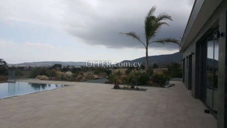 3 Bed Bungalow for rent in Parekklisia, Limassol - 6