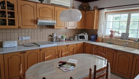 3 Bed Bungalow for rent in Apsiou, Limassol - 6
