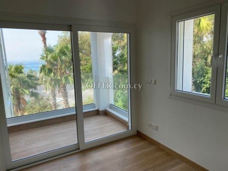 2 Bed Apartment for sale in Agios Tychon - Tourist Area, Limassol - 5
