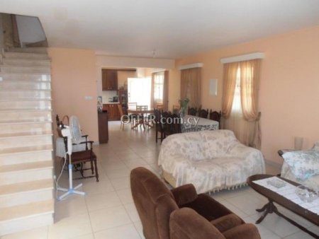 4 Bed Detached House for sale in Kalogyros, Limassol - 5