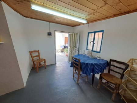 1 Bed Detached House for sale in Sanida, Limassol - 5