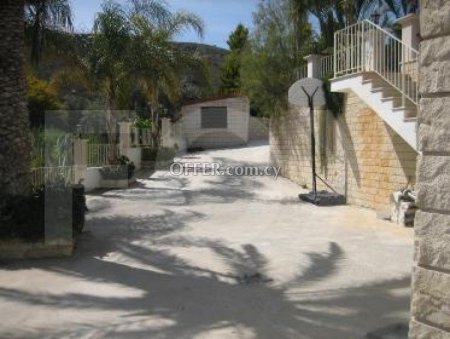 6 Bed House for sale in Agios Athanasios, Limassol - 4
