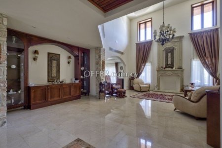 7 Bed Detached House for sale in Souni-Zanakia, Limassol - 4