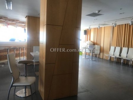 Shop for rent in Agios Tychon, Limassol - 4