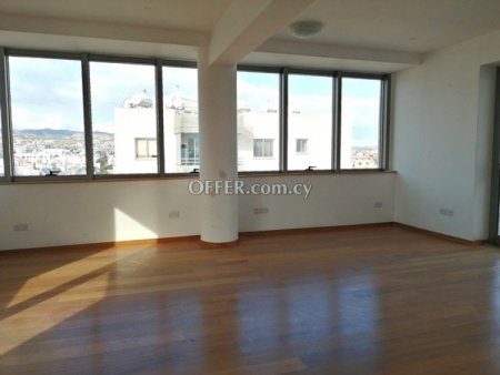 Commercial Building for rent in Limassol, Limassol - 4