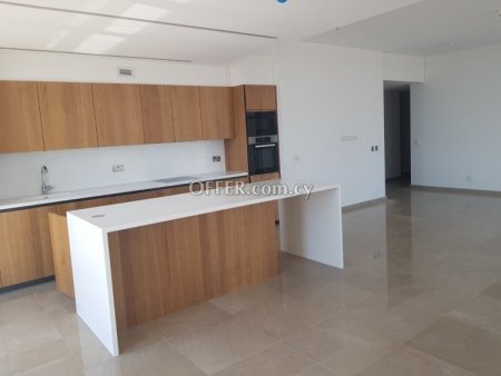 3 Bed Apartment for sale in Limassol Marina, Limassol - 4