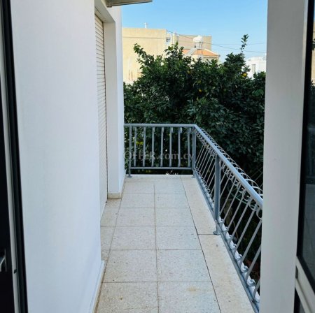 3 Bed Semi-Detached House for rent in Kato Polemidia, Limassol - 2