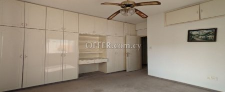New For Sale €330,000 House 3 bedrooms, Detached Pallouriotissa Nicosia - 2