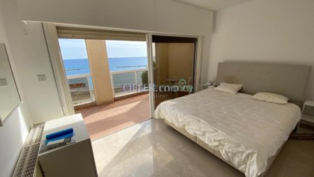 4 Bedroom Villa Sea Front