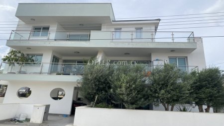 For Rent €1,350 Apartment 2 bedrooms Retiré Egkomi Nicosia
