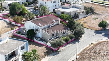 Three Bedroom Villa and plot in Aglantzia, Nicosia - 6