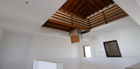New For Sale €430,000 House 4 bedrooms, Detached Pervolia, Perivolia Larnaca - 3