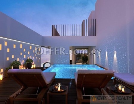 3 Bedroom Penthouse with Private Pool in Germasogeia Villa - 4