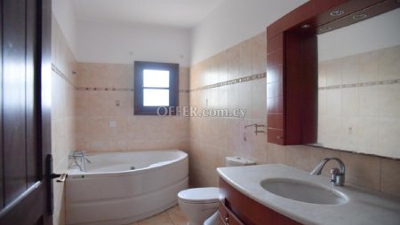 New For Sale €380,000 House 5 bedrooms, Oroklini, Voroklini Larnaca - 2