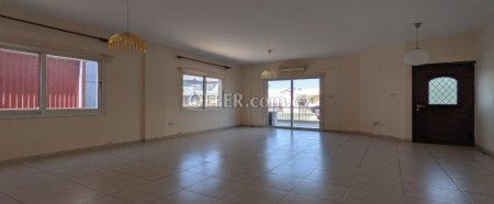 New For Sale €295,000 Maisonette 3 bedrooms, Semi-detached Lemesos (Limassol center) Limassol