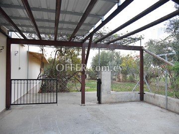 5 Bedroom Detached House  In Oroklini, Larnaka - 7