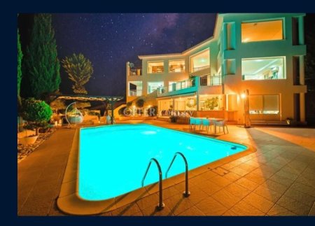 8 Bed Detached Villa for sale in Tala, Paphos - 10