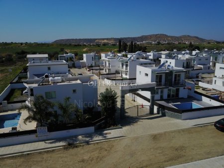 Brand new three bedroom house in Pyla area of Larnaca - 9