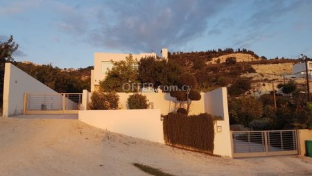 4 Bed Detached House for rent in Tsada, Paphos - 9