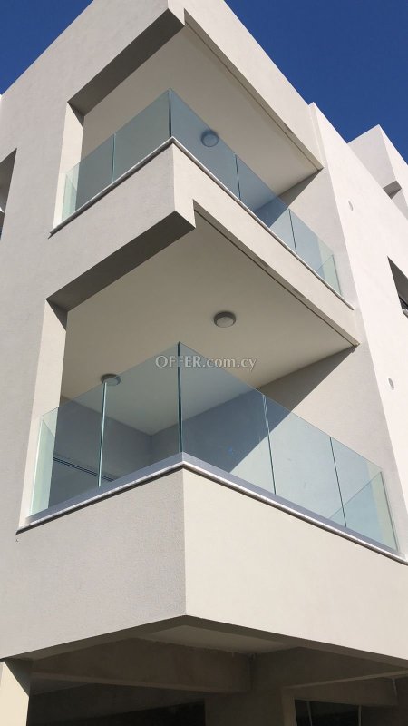 New For Sale €215,000 Apartment 2 bedrooms, Egkomi Nicosia - 3