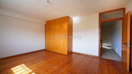 New For Sale €185,000 Apartment 3 bedrooms, Whole Floor Retiré, top floor, Latsia (Lakkia) Nicosia - 2