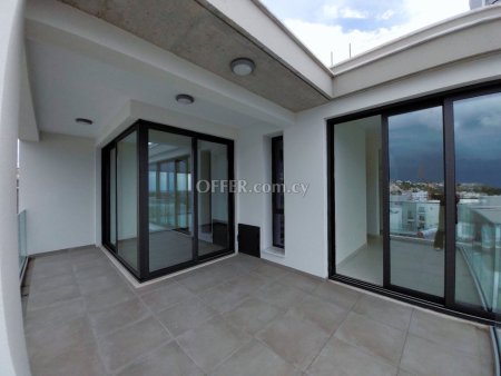 Brand New 4th floor Penthouse Apartment For Rent in Universal - 3
