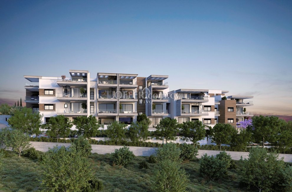 3 + 1 BEDROOM GROUND FLOOR APARTMENT WITH PRIVATE GARDEN FOR SALE - 2