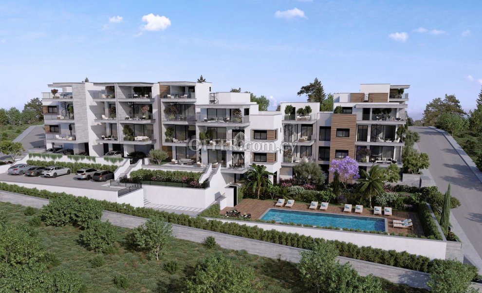 3 + 1 BEDROOM GROUND FLOOR APARTMENT WITH PRIVATE GARDEN FOR SALE - 1