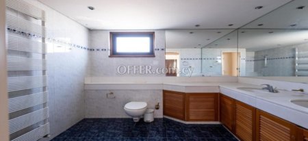 New For Sale €1,100,000 Villa 4 bedrooms, Detached Strovolos Nicosia - 3
