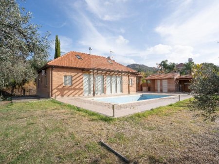 Detached Three Bedroom House with Swimming Pool and Attic for Sale in Evrychou Nicosia