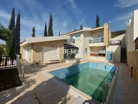 Villa For Sale in Chloraka, Paphos - DP3745 - 1