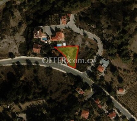 UNIQUE PLOT OF 718 SQM IN PERA PEDI