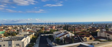 New For Sale €1,000,000 Apartment 3 bedrooms, Retiré, top floor, Agios Athanasios Limassol - 1