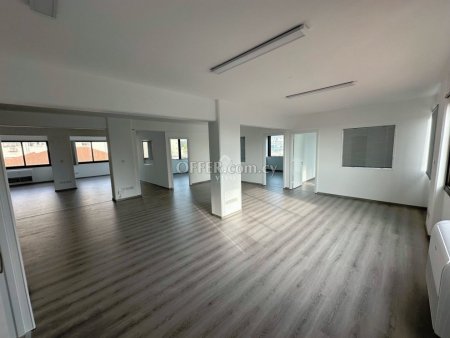 A SPACIOUS OFFICE SPACE IN LIMASSOL CITY CENTER - 11