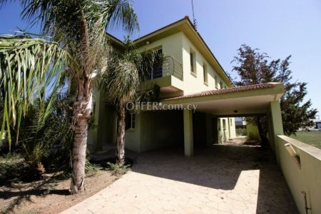 4 Bed House for Sale in Pervolia, Larnaca - 9