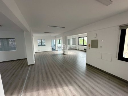 A SPACIOUS OFFICE SPACE IN LIMASSOL CITY CENTER - 8