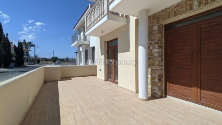 3 Bed House for Sale in Pervolia, Larnaca - 5