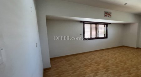 New For Sale €350,000 House 4 bedrooms, Detached Psimolofou Nicosia - 2