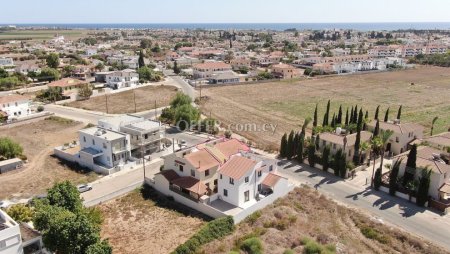 Two storey house in Pervolia Larnaca - 6