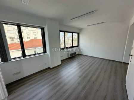 A SPACIOUS OFFICE SPACE IN LIMASSOL CITY CENTER - 6