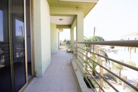 4 Bed House for Sale in Pervolia, Larnaca - 3