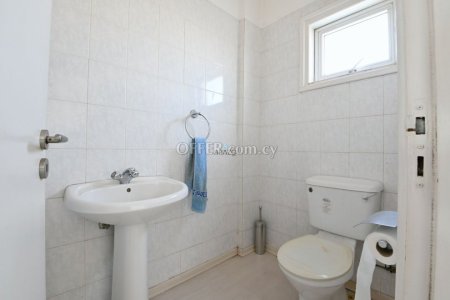 Shop for Rent in Sotiros, Larnaca - 4