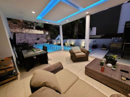 4 Bedroom Detached Villa For Rent Limassol - 11