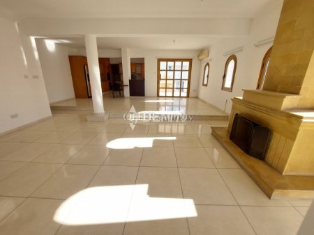 Apartment For Rent in Yeroskipou, Paphos - DP3923 - 11
