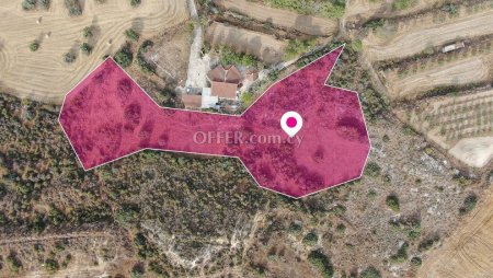 Residential field in Choirokoitia Larnaca - 5