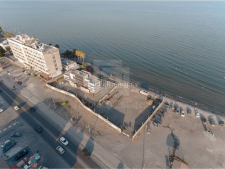 New Luxurious four bedroom beach front villa in Larnaca - 10